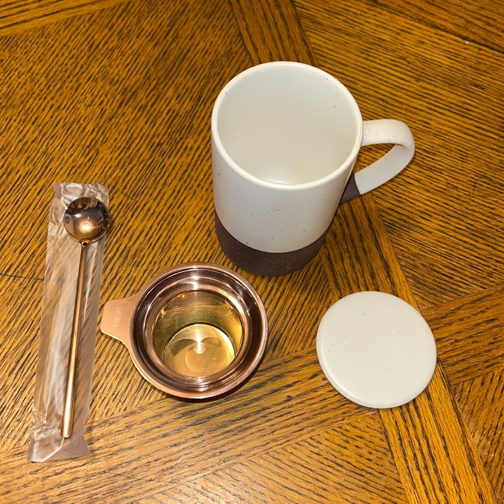 Mora Ceramics: 12 Ounce Ceramic Tea Mug, Infuser, Spoon, Lid